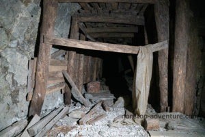 Teilweise eingestürzte Mine
